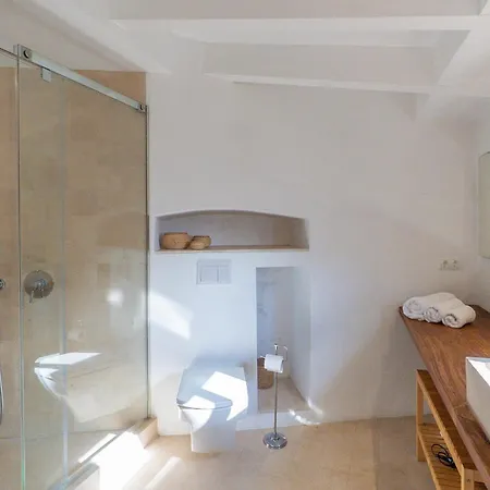 Holiday home Awesome In With Wifi