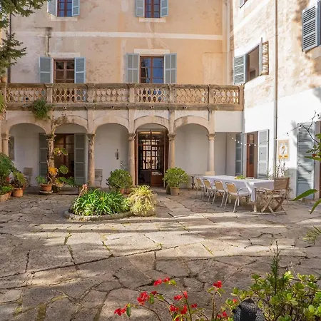 Awesome In With Wifi Holiday home